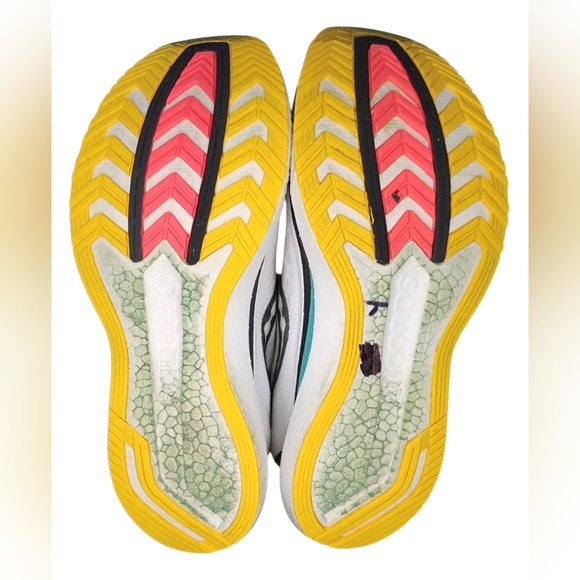 Saucony Endorphin Speed 2 White (S10688-84), Womens 9.5 - Picture 9 of 10